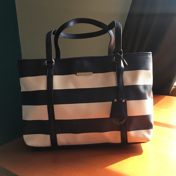 New Dana Buchman purse - Picture 1 of 8